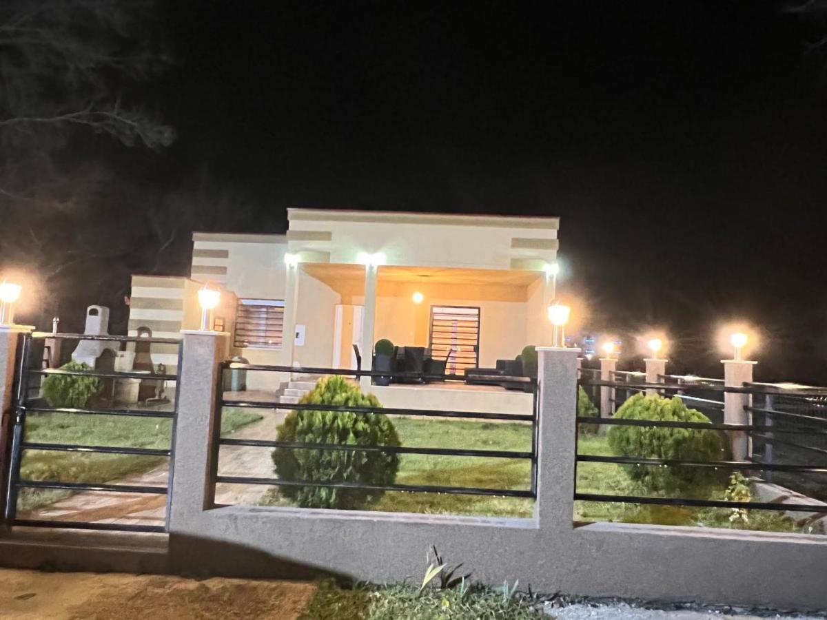 Villaversa Ülgün Dış mekan fotoğraf